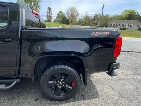 Used 2019 Chevrolet Colorado LT w/ Redline Special Edition image 5