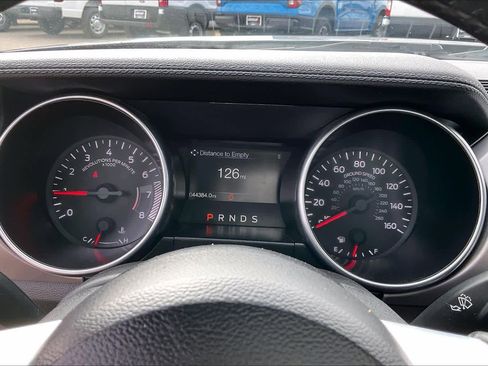 Used 2022 Ford Mustang Premium image 25