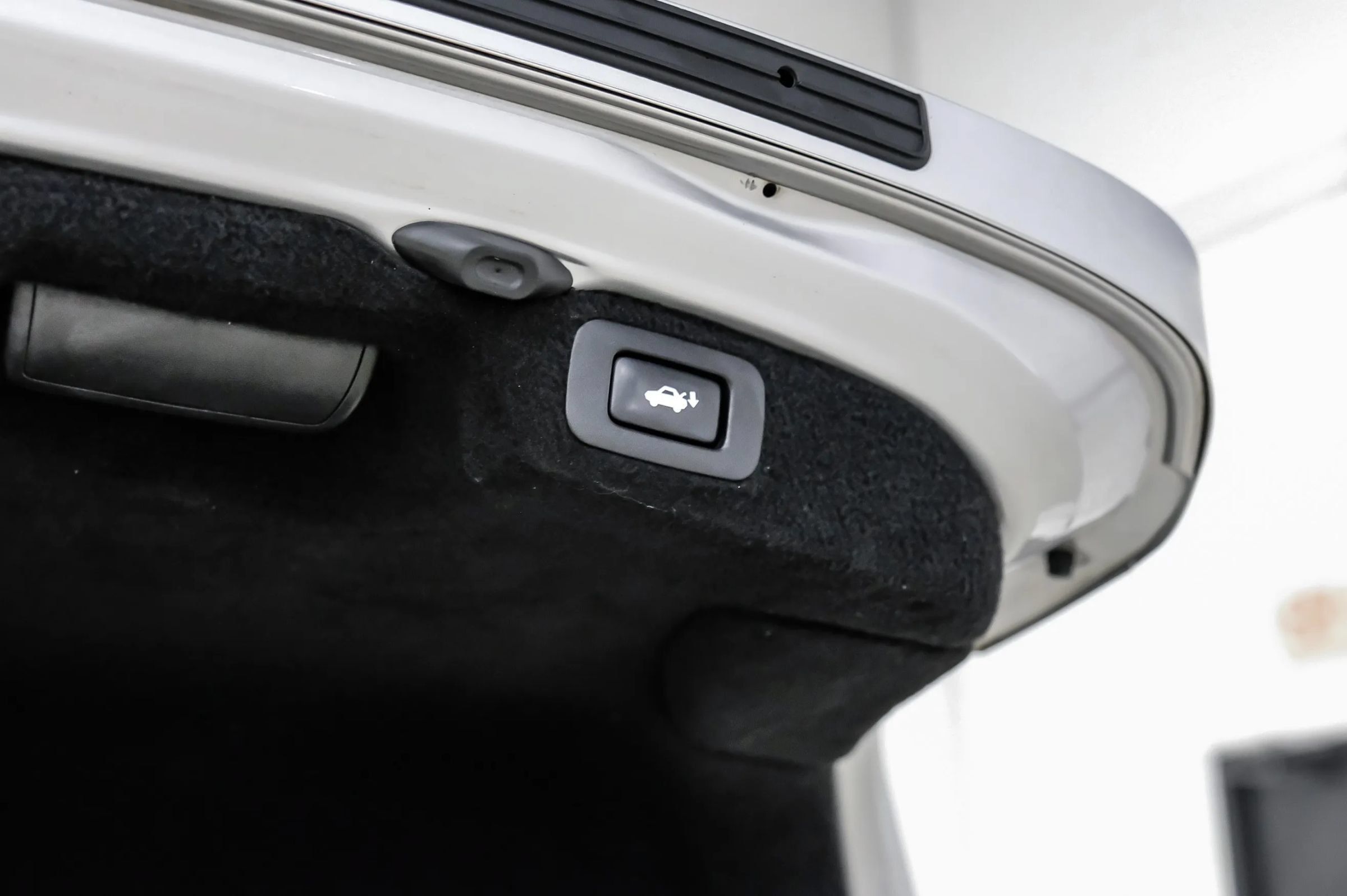 Used 2015 Lexus LS 460 L RWD image 57