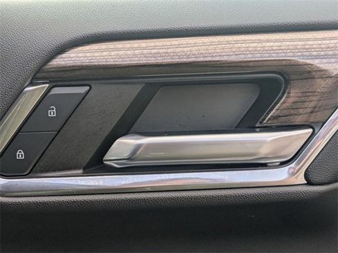 Used 2023 Chevrolet Silverado 1500 RST image 33