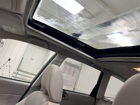 Used 2010 Subaru Forester 2.5X Premium w/ Popular Equipment Group 1A image 17