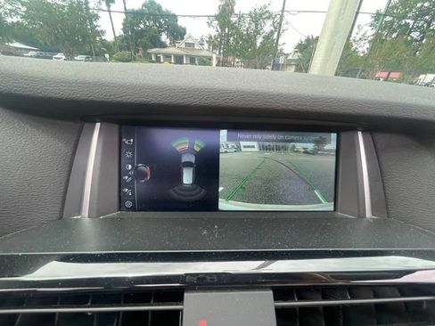 Used 2017 BMW X3 sDrive28i RWD image 16