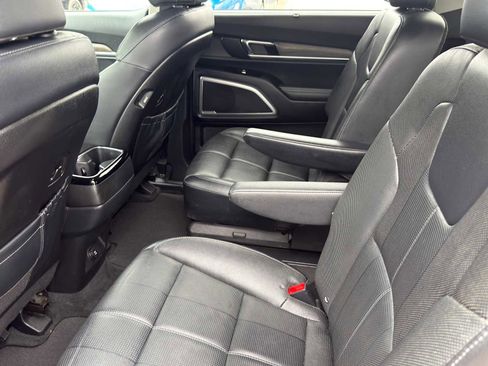 Certified 2022 Kia Telluride EX w/ EX Premium Package AWD/4WD image 24