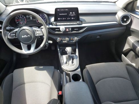 Used 2022 Kia Forte LXS w/ LXS Technology Package FWD image 11