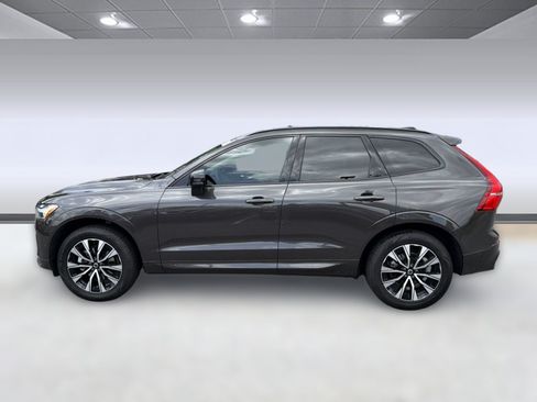 Used 2025 Volvo XC60 B5 Plus w/ Protection Package Premier AWD/4WD image 2