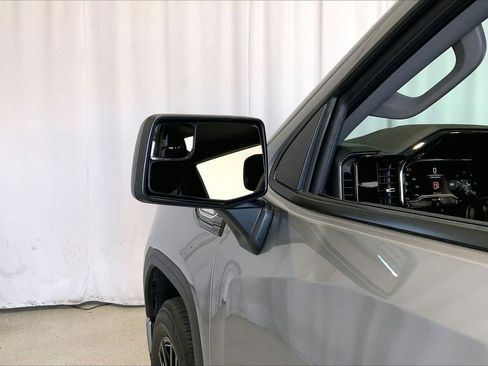 Used 2025 GMC Sierra 1500 Elevation image 10