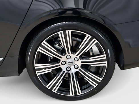 Used 2023 Volvo S90 B6 Ultimate AWD/4WD image 9