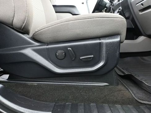 Used 2019 Ford F150 XLT w/ Equipment Group 302A Luxury AWD/4WD image 48