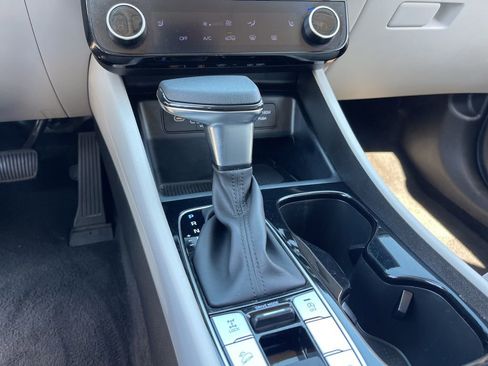 Used 2025 Hyundai Tucson SEL image 15