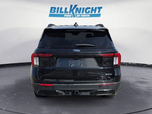 Used 2025 Ford Explorer ST-Line image 4