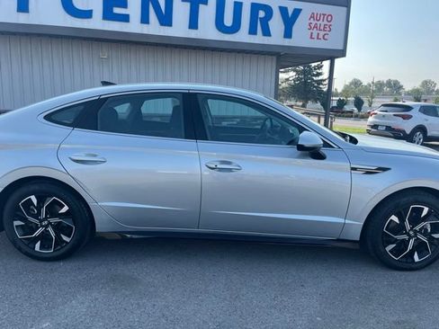 Used 2024 Hyundai Sonata SEL FWD image 14