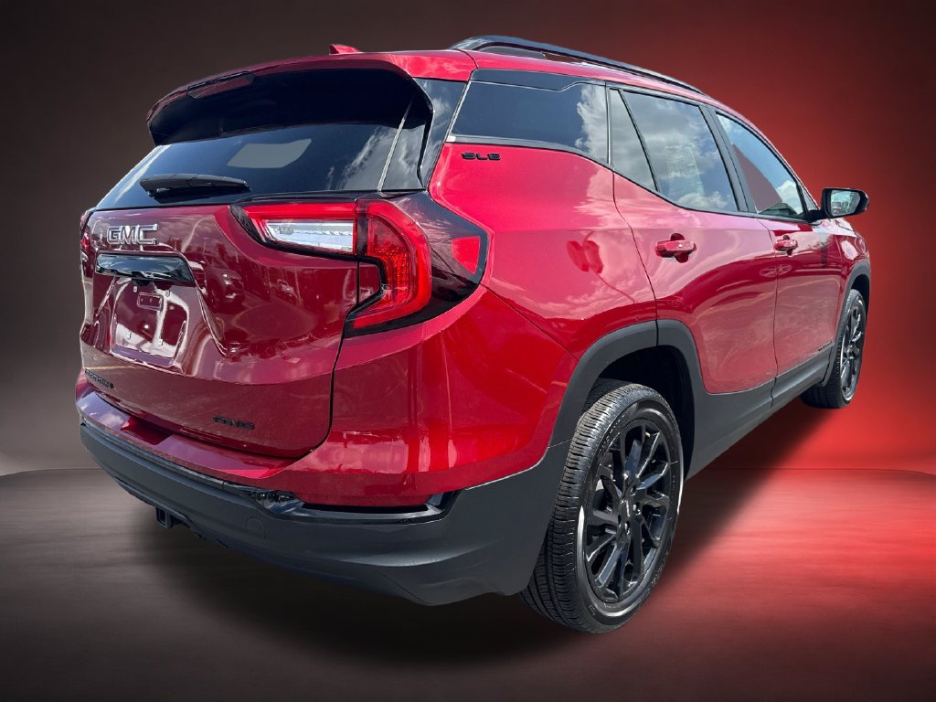 Certified 2023 GMC Terrain SLE w/ Driver Convenience Package AWD/4WD image 4