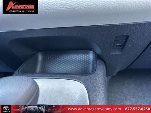 Certified 2022 Toyota Corolla LE w/ LE Convenience Package image 33
