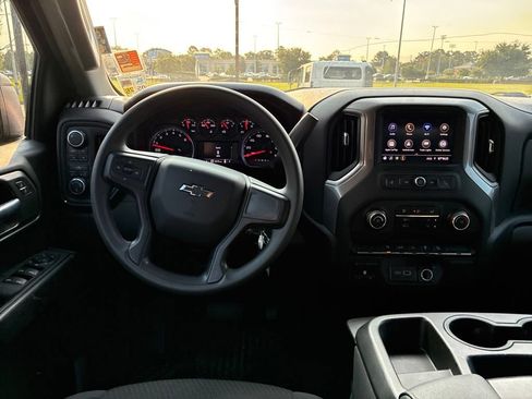 Used 2021 Chevrolet Silverado 1500 Custom Trail Boss w/ LPO, Dark Essentials Package AWD/4WD image 21