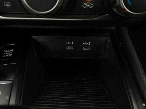 Used 2025 Nissan Kicks SV image 22