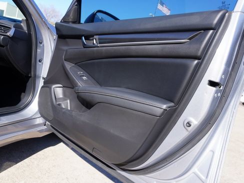 Used 2022 Honda Accord Sport image 24