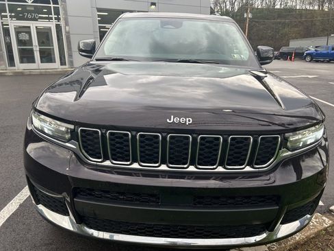 Certified 2022 Jeep Grand Cherokee L Limited image 2