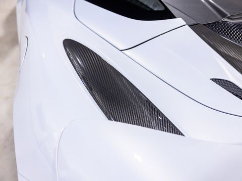 Used 2020 McLaren 720S Performance image 17