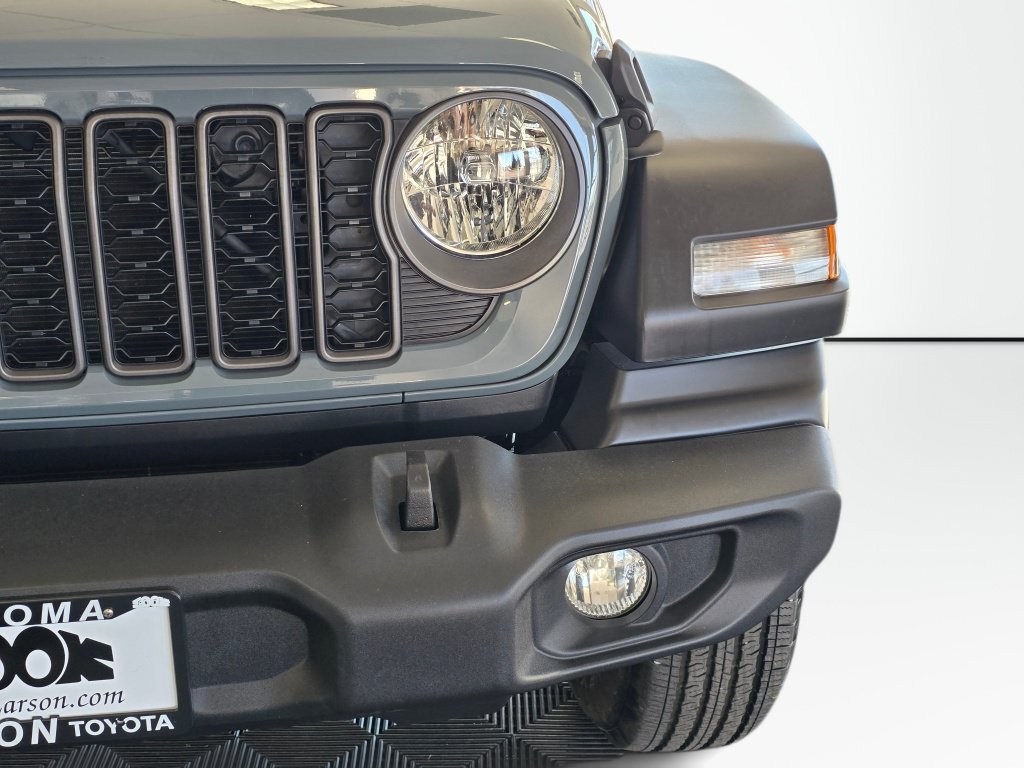 Used 2024 Jeep Wrangler Sport AWD/4WD image 10