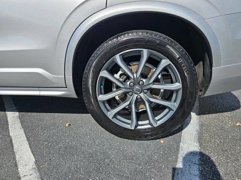 Used 2019 Volvo XC90 T6 Momentum w/ Protection Package image 10