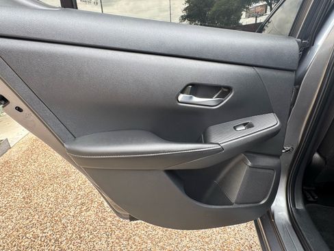 Used 2022 Nissan Sentra SV FWD image 28