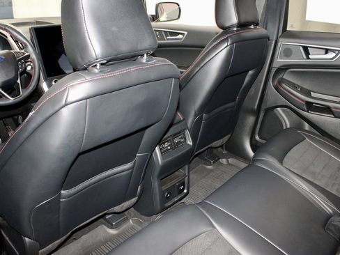 Certified 2024 Ford Edge ST-Line AWD/4WD image 21