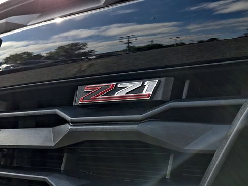Certified 2025 Chevrolet Colorado Z71 w/ Technology Package AWD/4WD image 30