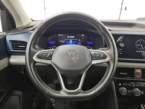 Used 2024 Volkswagen Taos SE AWD/4WD image 18