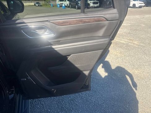 Used 2023 Chevrolet Tahoe LT AWD/4WD image 8