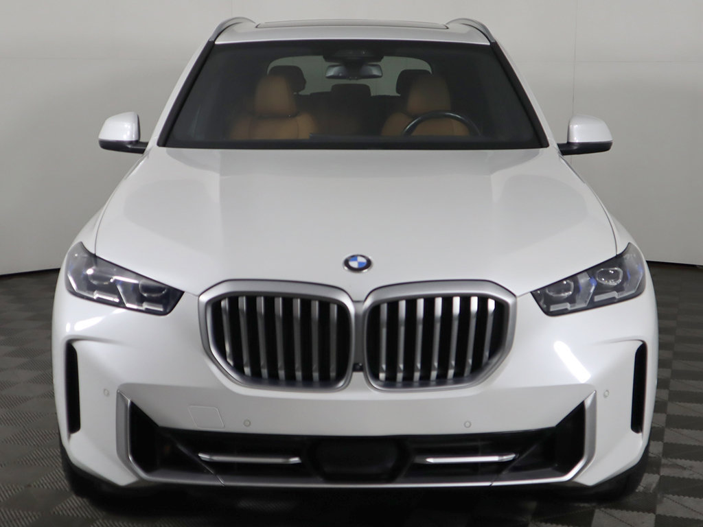 Used 2024 BMW X5 xDrive40i w/ Premium Package AWD/4WD image 11