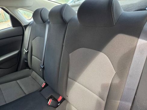 Used 2023 Kia Forte LXS w/ LXS Technology Package FWD image 10