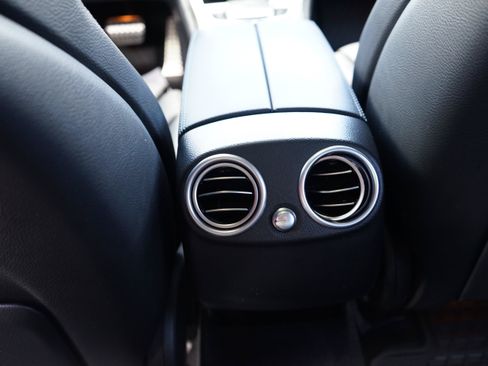 Used 2022 Mercedes-Benz GLC 300 image 21
