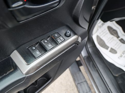 Certified 2023 Toyota Tacoma SR5 RWD image 32