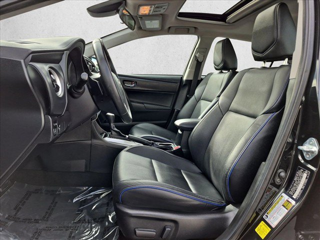 Used 2018 Toyota Corolla XSE FWD image 17