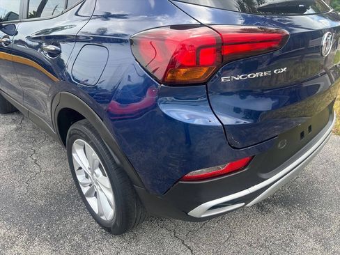Used 2022 Buick Encore GX Preferred w/ Cold Weather Comfort Package FWD image 15