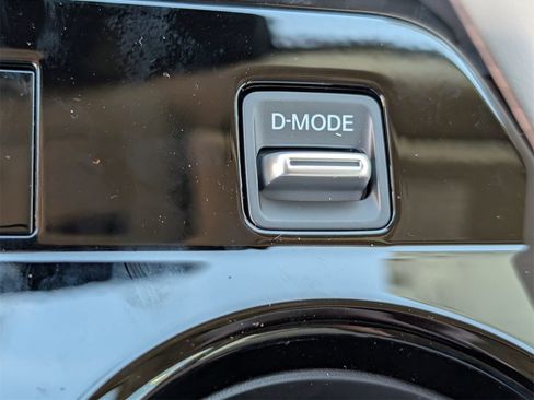 New 2026 Nissan Murano SL image 16