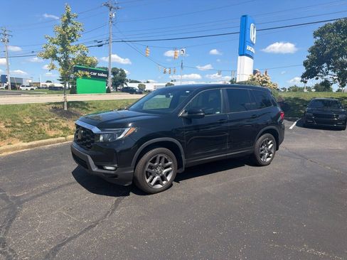 Used 2023 Honda Passport EX-L image 12