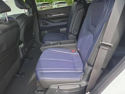 New 2026 INFINITI QX60 Sport image 6