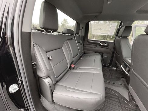 New 2026 GMC Sierra 3500 SLT image 27