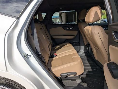 Used 2020 Chevrolet Blazer Premier w/ Driver Confidence II Package FWD image 35