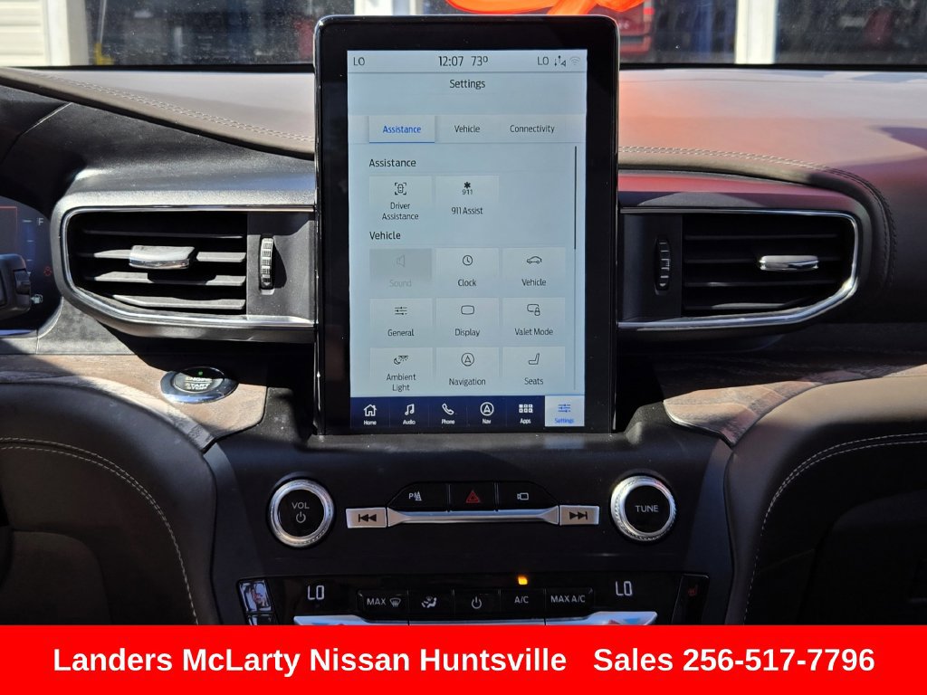 Used 2020 Ford Explorer Platinum w/ Premium Technology Package AWD/4WD image 20