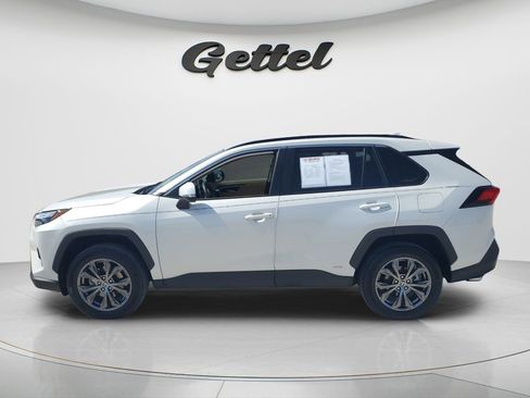 Certified 2023 Toyota RAV4 XLE Premium AWD/4WD image 8