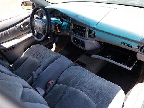 Used 2001 Buick Century Custom w/ Premium Pkg image 16