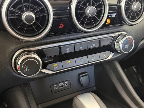 Used 2023 Nissan Sentra SV FWD image 23