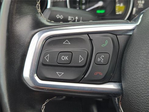 Used 2022 Jeep Wrangler Unlimited Sahara w/ Cold Weather Group image 33