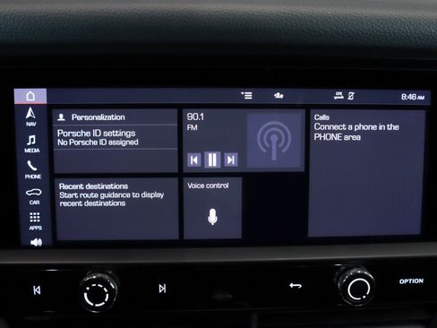 Used 2023 Porsche Macan image 21