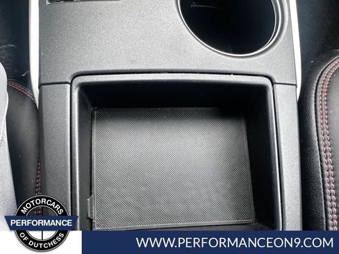 Used 2017 Toyota Camry SE image 29