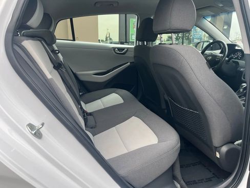 Used 2020 Hyundai Ioniq SE image 15