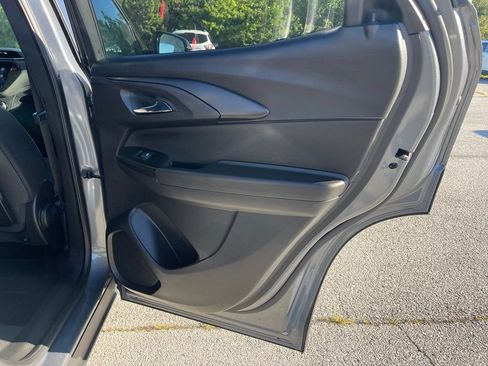 Used 2021 Chevrolet TrailBlazer RS w/ Sun and Liftgate Package AWD/4WD image 18