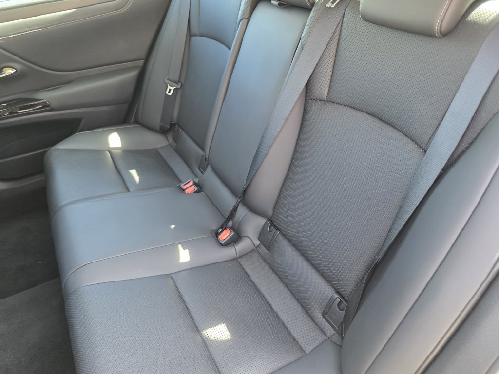 Used 2022 Lexus ES 350 w/ Premium Package FWD image 19